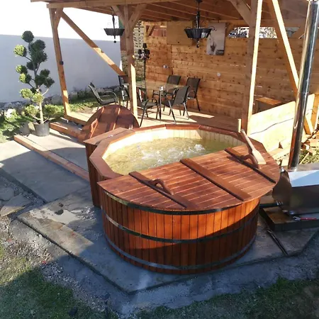 Nature 게스트하우스